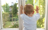 Современные окна и детская безопасность